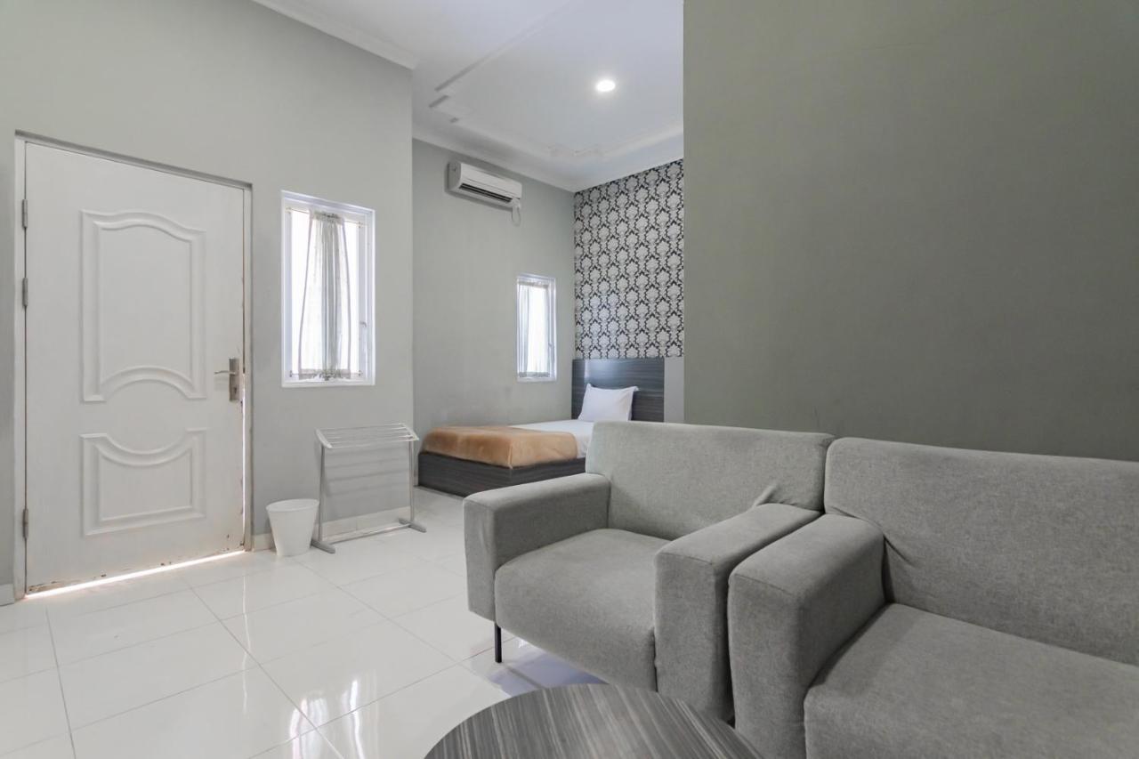Pamanukan Hilir Hotel Markoni Pamanukan Mitra Reddoorz מראה חיצוני תמונה