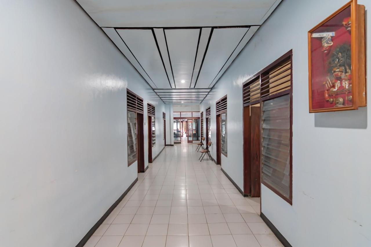 Pamanukan Hilir Hotel Markoni Pamanukan Mitra Reddoorz מראה חיצוני תמונה