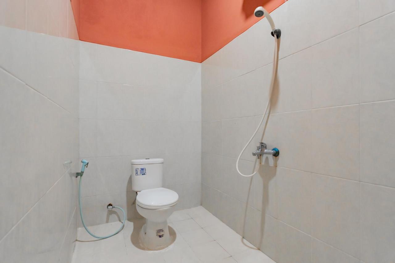 Pamanukan Hilir Hotel Markoni Pamanukan Mitra Reddoorz מראה חיצוני תמונה