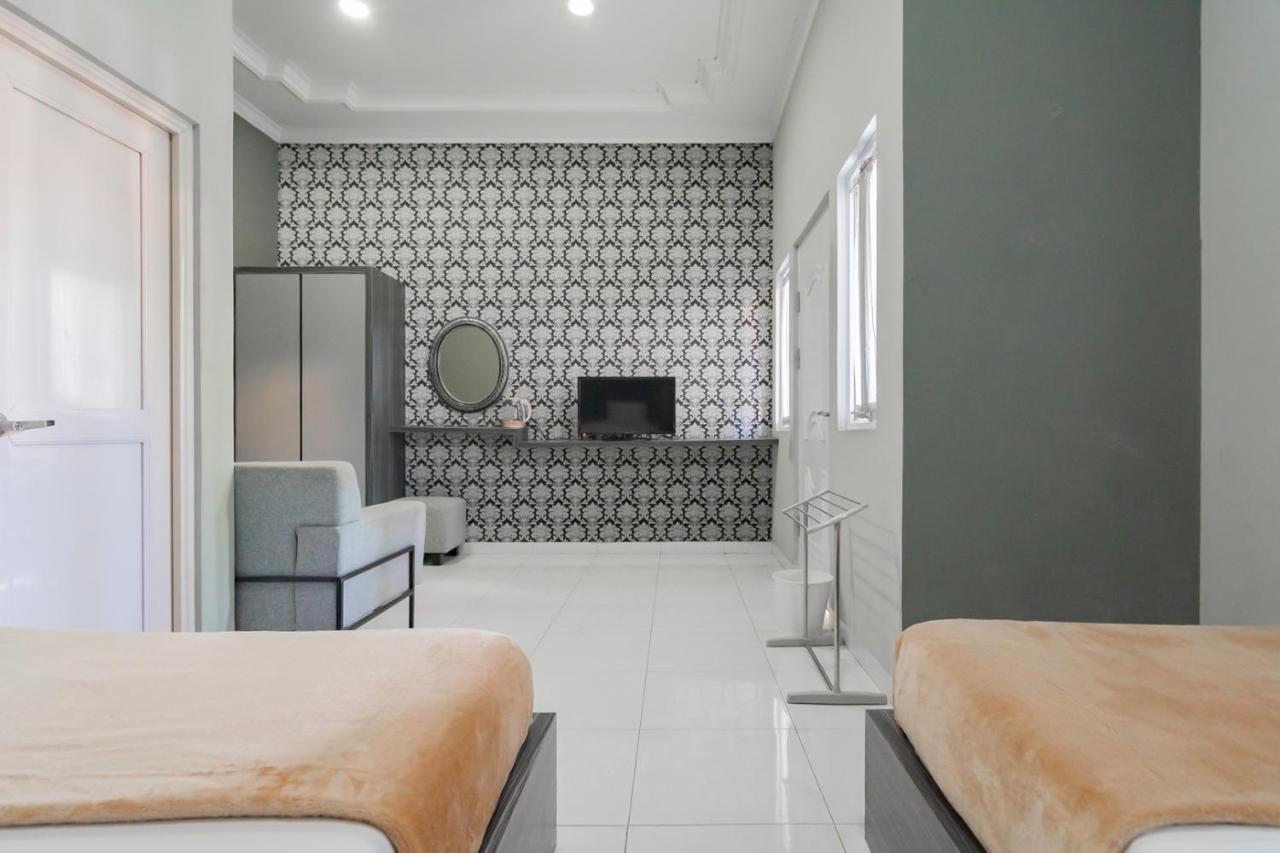 Pamanukan Hilir Hotel Markoni Pamanukan Mitra Reddoorz מראה חיצוני תמונה