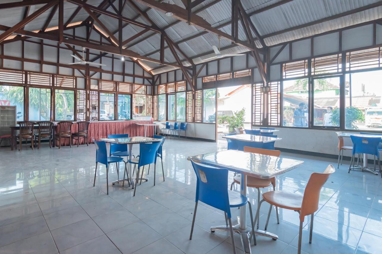 Pamanukan Hilir Hotel Markoni Pamanukan Mitra Reddoorz מראה חיצוני תמונה
