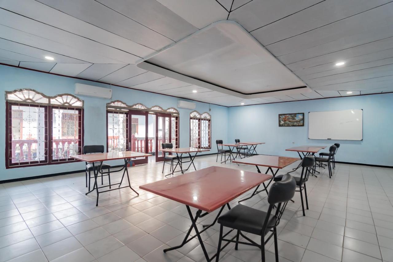 Pamanukan Hilir Hotel Markoni Pamanukan Mitra Reddoorz מראה חיצוני תמונה